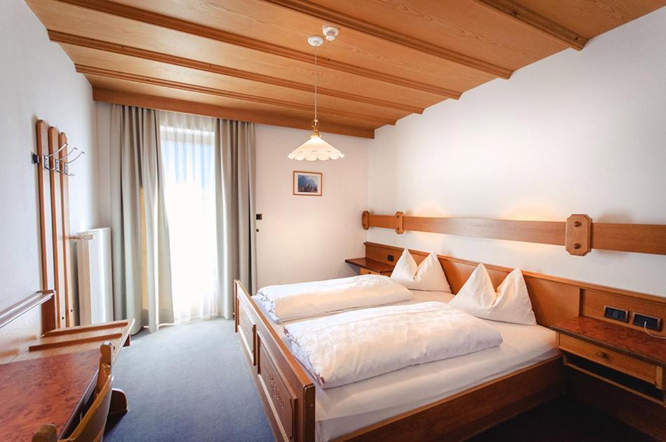 Smy Koflerhof Wellness & Spa Dolomiti Rasun Anterselva Quarto foto